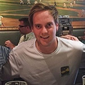 Meet your Posher, Cory